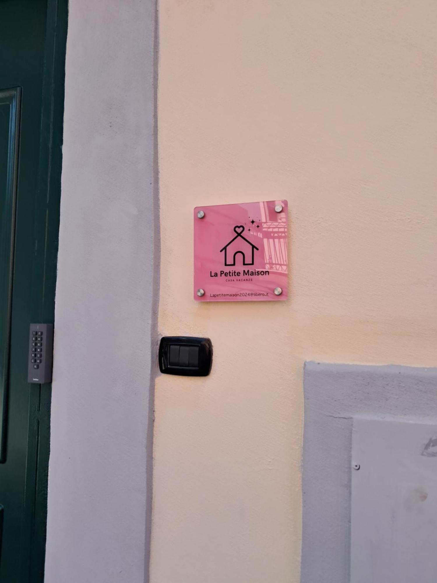 La Petite Maison Naples Exterior photo